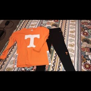 VS PINK Ultimate leggings and shirt